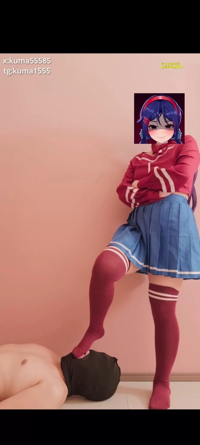 推特胖哒kuma cos样子/米塔 踩踏/踢蛋/足交/厚袜/鞋交 [19v-1.5g]