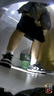 酒吧女厕小手电偷拍多位漂亮小姐姐的各种美鲍鱼 《1V 269.38MB》[夸克] [-]