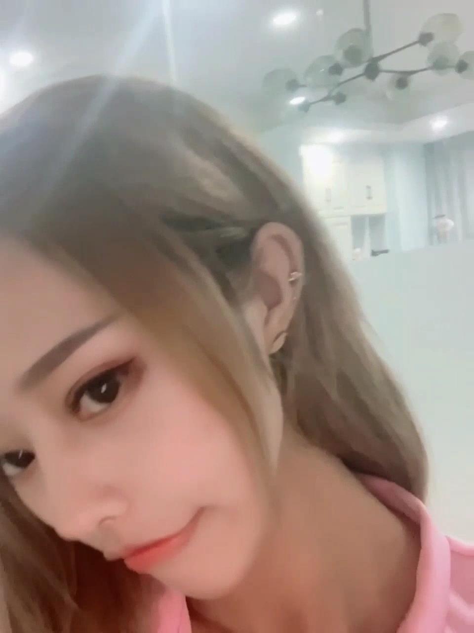 极品清风美少女女模anna ，车见车载人贱人爱，单指自慰别样叫床声[2V 237 MB] [BT] [-]