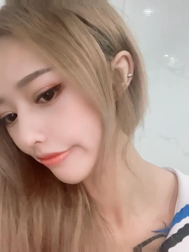 极品清风美少女女模anna ，车见车载人贱人爱，单指自慰别样叫床声[2V 237 MB] [BT] [-]