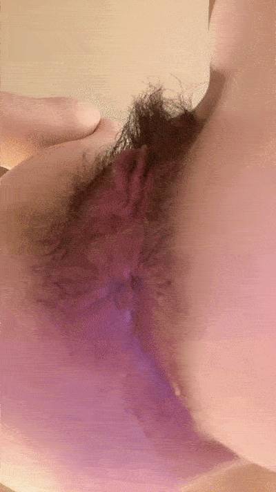 網紅禦姐娜娜兩個閨蜜一起挑戰一男三女女女舌吻跳蛋震穴騎乘位插騷逼開檔黑絲大肥臀[2V 2007 MB] [BT] [-]