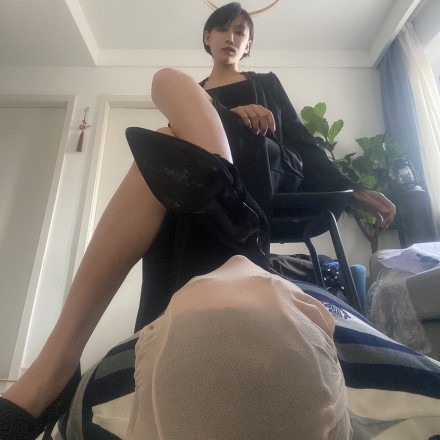 直播视频 伊茜S脚奴小青口 [27分31秒]