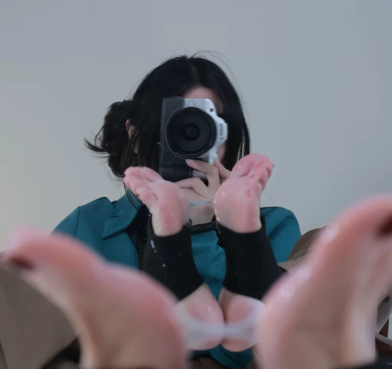 抖音丝足博主《小羊蛋卷》合集 [50v，863p-37.5GB]