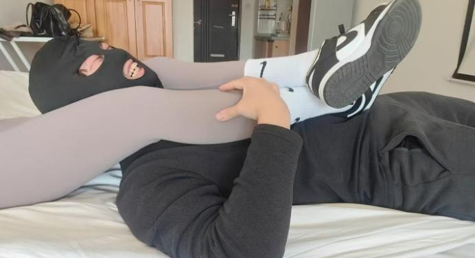 女王女主 重磅全程高能——鹤欣女主瑜伽裤残忍绞杀M，M的表情狰狞恐怖，翻白眼 [10分14秒]