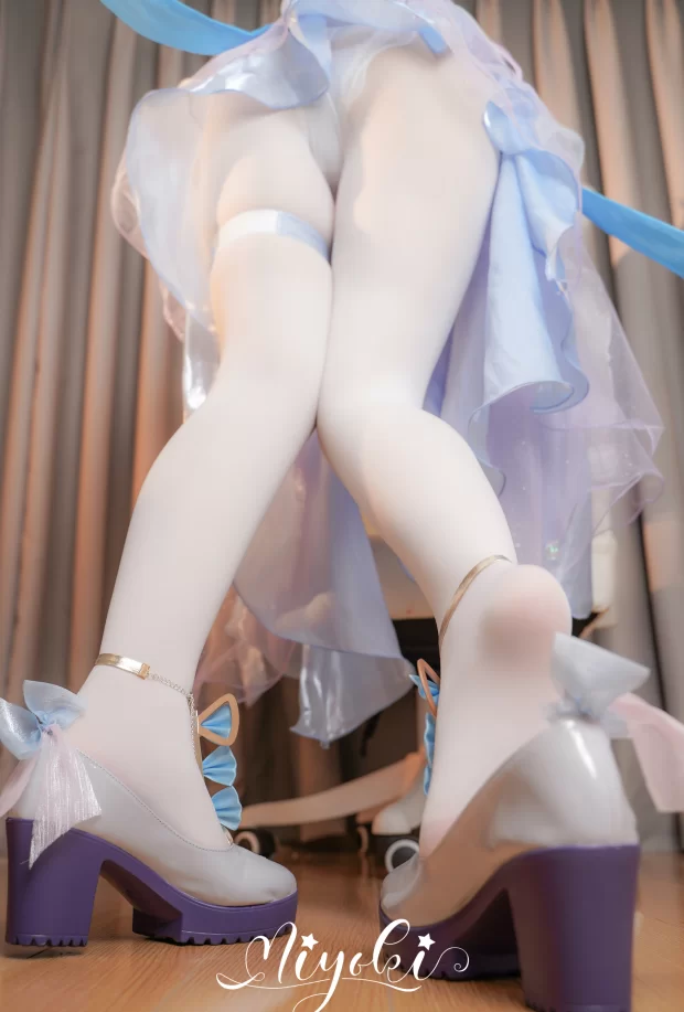 铃木美咲_想成为你偶像 大耳狗摇 [27P+1V] [27P+1V-2.5g]