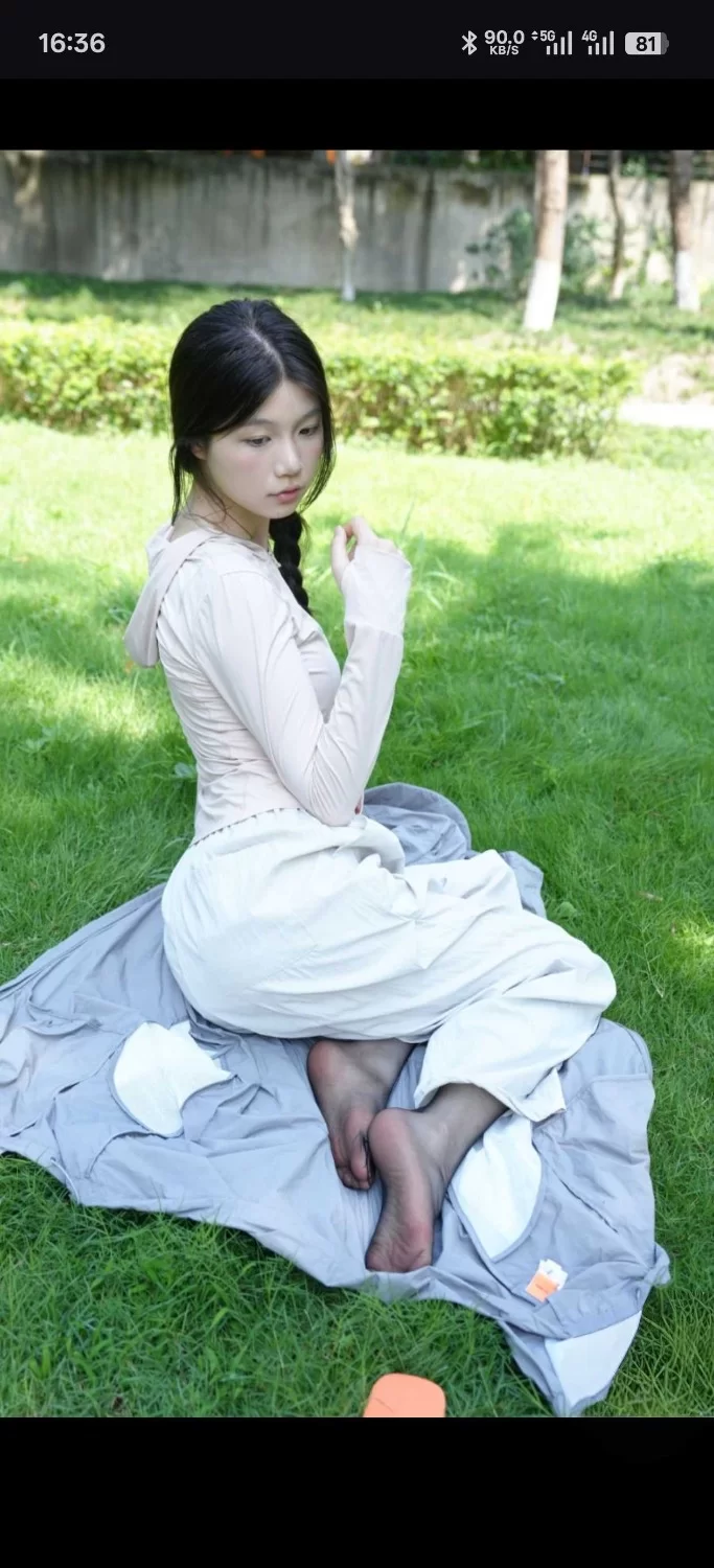 青柠摄影，美女小小，登山服 [156p➕2v-4.89g]