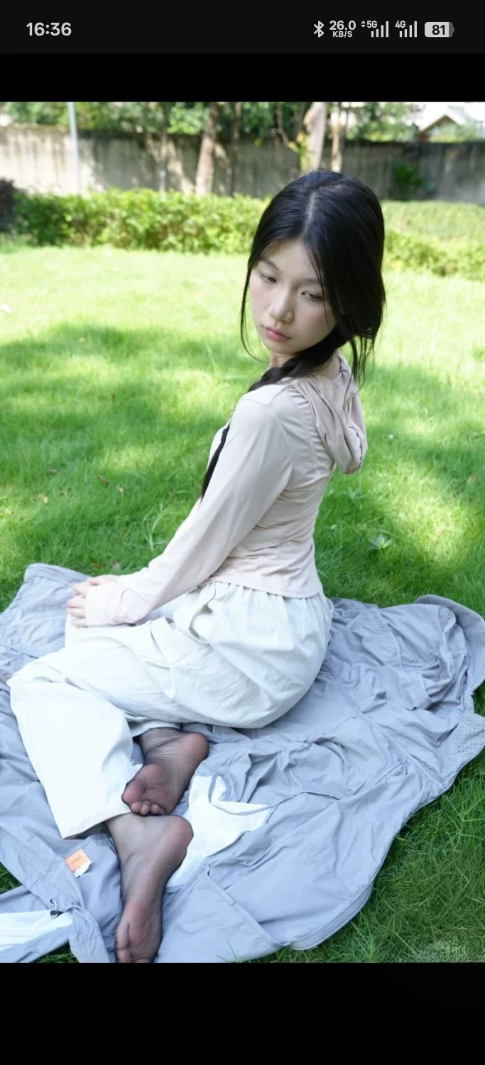 青柠摄影，美女小小，登山服 [156p➕2v-4.89g]