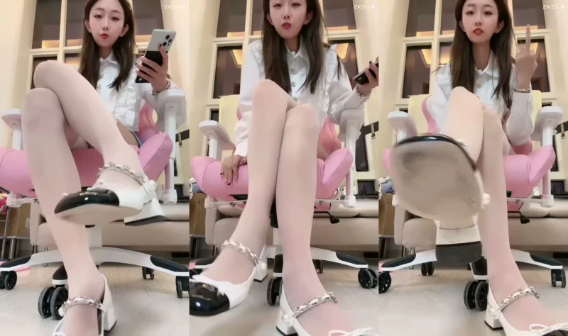 一茶 超薄肉丝 黑丝 高跟 实名羞辱 撸管指挥 模拟足交 红 [1V-540MB]