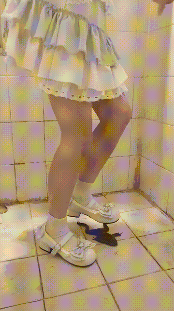 crush 萝莉岁岁爆跺蛙，跳舞蹦迪 [16分41秒]