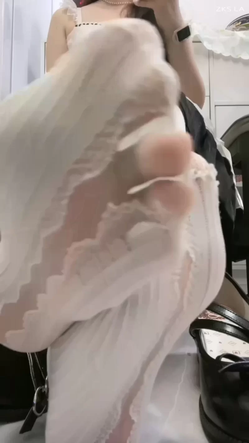 柠萌小主 超薄丝袜 lo鞋 高跟 挑鞋 轻羞辱 节拍器 撸管指 [1V-788MB]