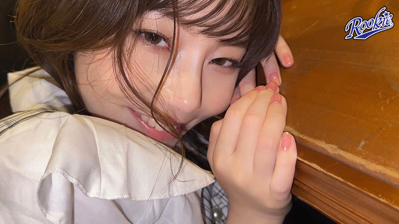 roe-297 私たちカップルに見えるかな 息子と肉体関係をもって早3年今年も夫に内緒で年に一度のお泊りデートへ行って来ます 一色桃子[2V 2208 MB] [BT] [-]