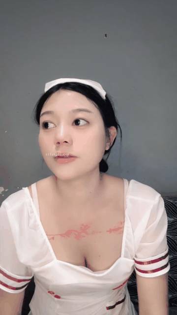 最新流出良家g乳御姐新人桃子下海福利劲爆骚舞大屌贴脸坐骑抠逼喷水2v[2V 3505 MB] [BT] [-]