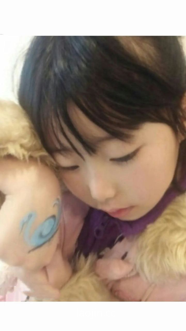 重磅核弹超高颜值女大学生给男友私拍福利被流出小美女上下粉嫩一对桃子奶在厕所自慰叫出声319[2V 867 MB] [BT] [-]