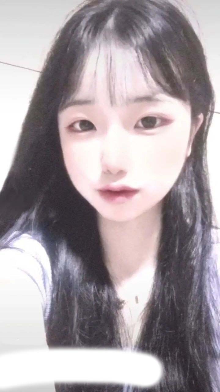 重磅核弹超高颜值女大学生给男友私拍福利被流出小美女上下粉嫩一对桃子奶在厕所自慰叫出声319[2V 867 MB] [BT] [-]