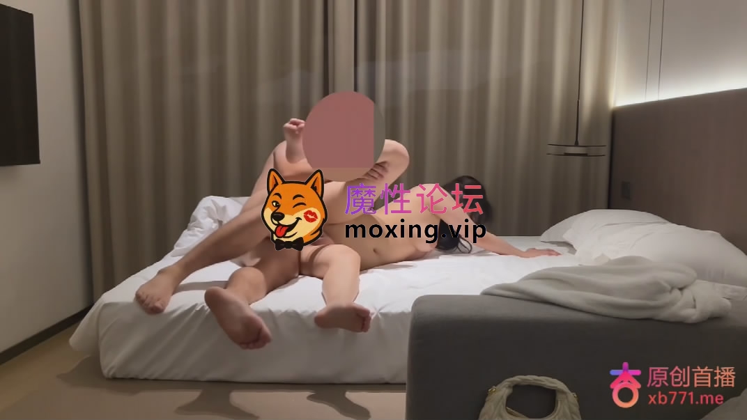 探花《卡尔》今天约了个❤️肤白貌美的健身妹子妹子经常锻炼大长腿很白很紧实干起来特别舒服[1V893M][BT] [-]