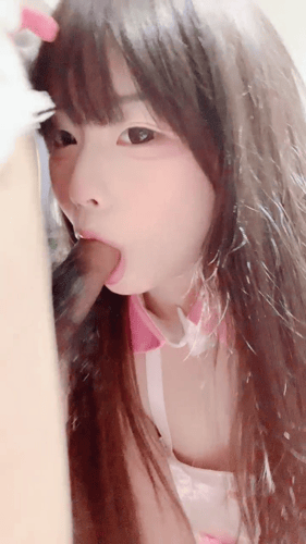 cos系粉嫩萝莉童颜美乳《呆呆萝》长腿丝袜无毛嫩穴无套吃鸡啪啪大秀直播精选合集《56V76G》 [-]