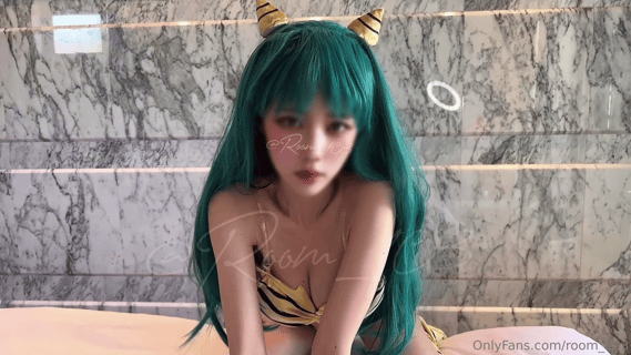 顶级神颜樱花妹《room_103》细腰长腿美乳身材白嫩破解全集《234V122G》 [-]