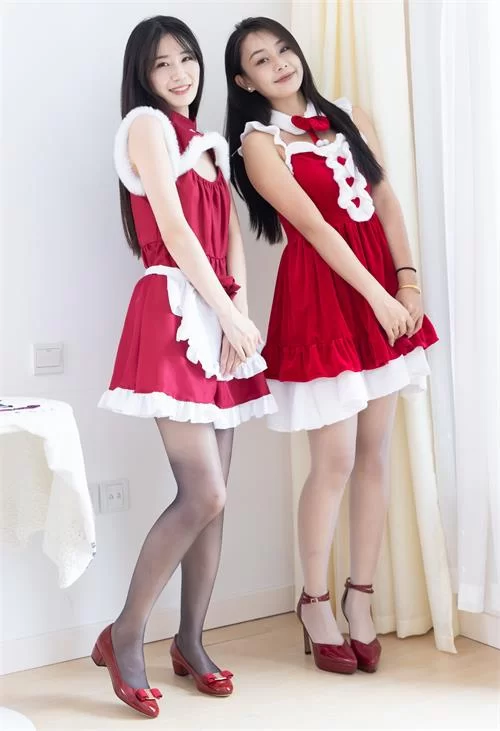物恋传媒-菜菜&岚岚-高跟鞋油亮薄白丝黑丝、圣诞套装[1V-0 [1V-0.8GB]