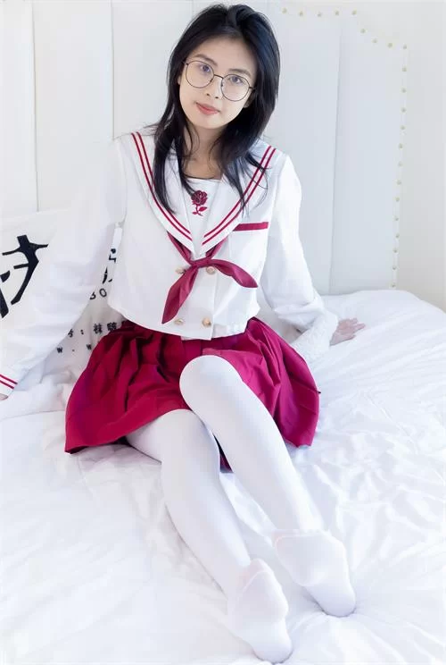 袜啵啵-奶油-白色马丁靴厚白丝jk制服[144P-1V-1.25G百度网盘] [144p1v-1.25GB]
