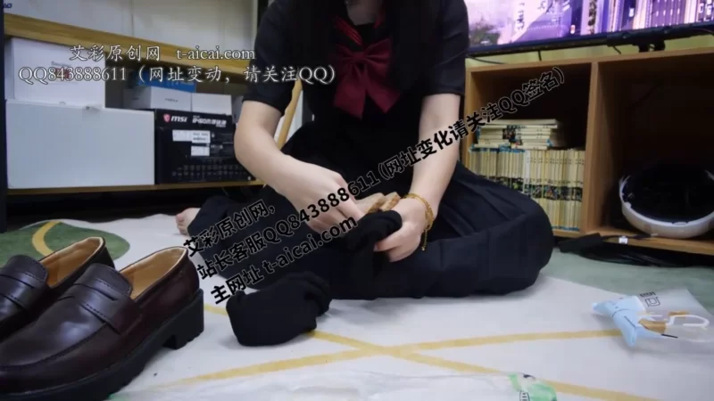 《第5风格》00后鲨鱼酱踩食物三部 [3V-6.44GB]