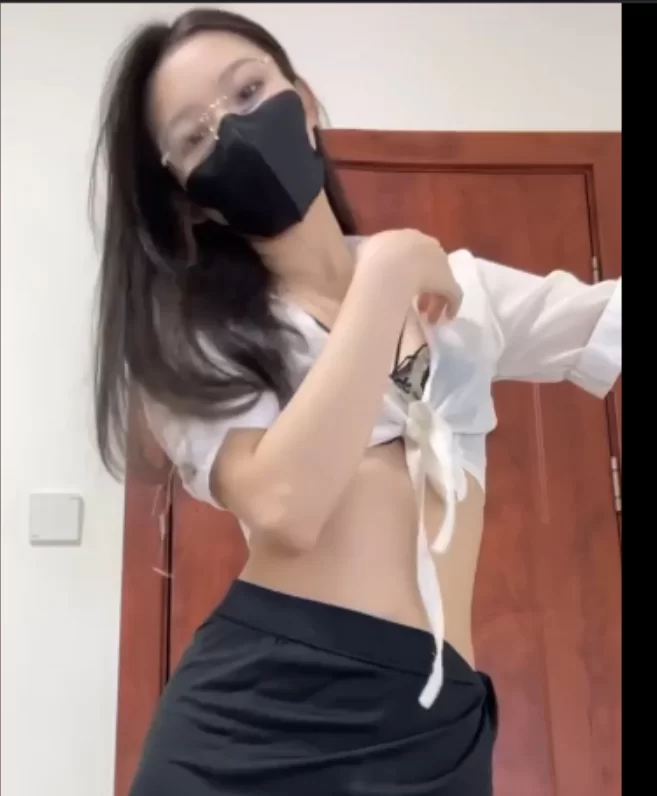 云桃子taotao7481福利姬视频合集43部，娇小肉感大罩杯细腰 [NP/NV-6.2GB]