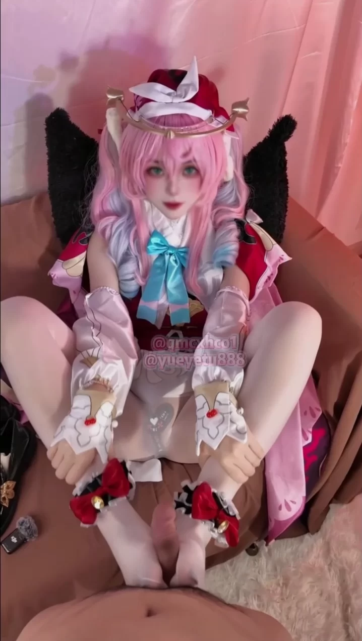 崩坏星穹铁道cos，医师风堇の特殊治疗，用白丝足交榨出小弟弟の污秽❤️ [1v-721mb]