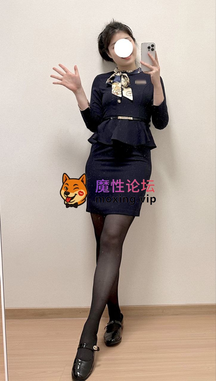 《秦嘉倪》露脸美女，男友拍摄，极品白虎逼被无套狂草，皮肤白皙俏佳人 25v/118p/503MB [-]