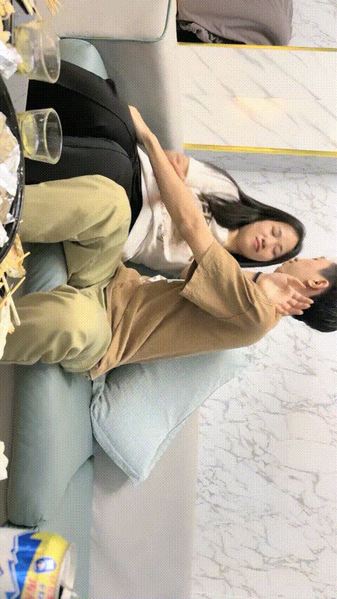 [BT]瘦猴先生探花，漂亮少妇吃鸡口爆，專業的就是不壹樣，幹到服氣2174 [-]