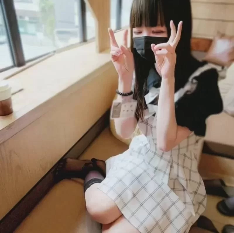雌犬ゆい合集日本萝莉被调教圈养吃狗食喝尿土下座⭕ [980V-34.4GB]