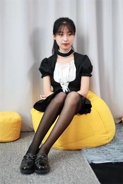 东禾摄影-女仆装黑丝小皮鞋 [177P1V-1.2G百度网盘] [177p1v-1.2GB]