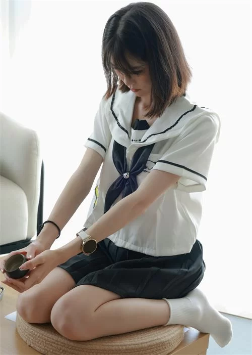 IMZSOCK爱美足-秋秋-私房超短裙棉袜裸足萌妹 [108p1v-1.6GB]