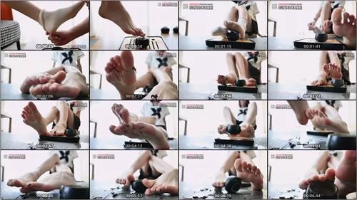IMZSOCK爱美足-秋秋-私房超短裙棉袜裸足萌妹 [108p1v-1.6GB]