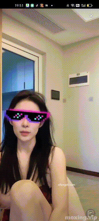抖音闪现特辑2021-2025年颜值主播闪现走光擦边漏点精选合集 [-]