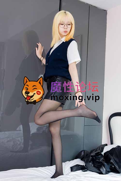 袜啵啵-小甜豆-OL制服包臀裙-高跟长靴薄黑丝[140P1V-1.3G百度网盘] [-]