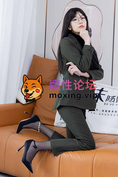 袜啵啵-小甜豆-高跟鞋、薄黑丝、裸足ol制服 [-]