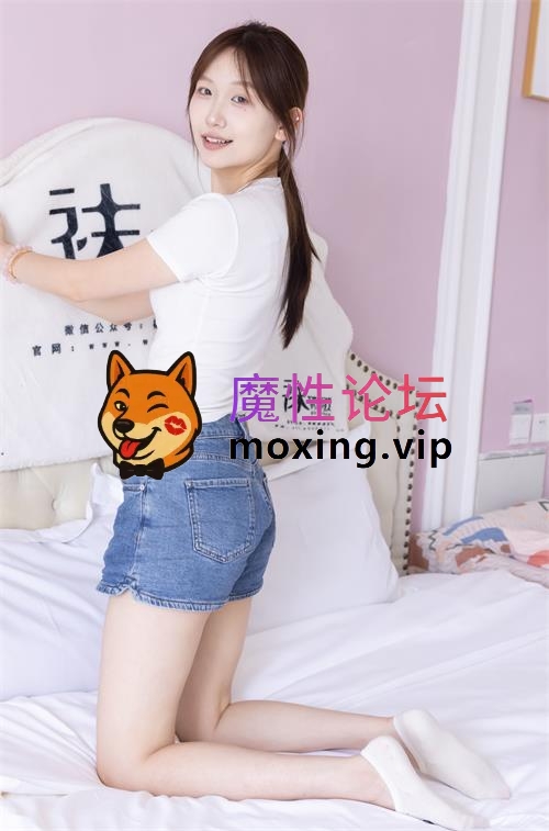 袜啵啵-香菜-热裤短白棉袜裸足[152P1V-1.2G百度网盘] [-]