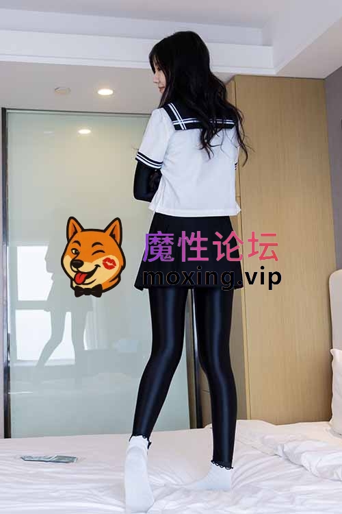 袜啵啵-小甜豆-白棉袜、厚黑丝五指袜和jk制服叠穿[140P1V-1.4G百度网盘] [-]