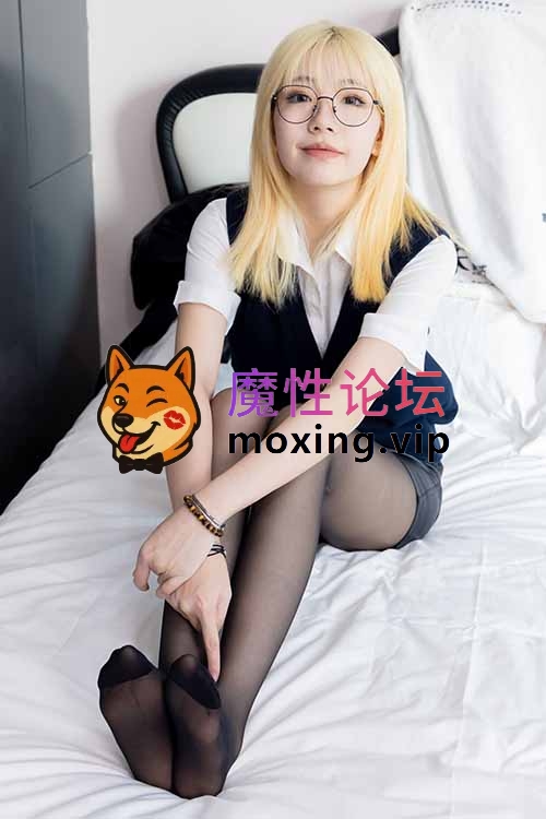 袜啵啵-小甜豆-OL制服包臀裙-高跟长靴薄黑丝[140P1V-1.3G百度网盘] [-]