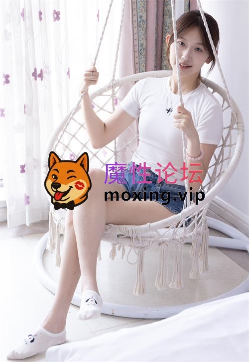 袜啵啵-香菜-热裤短白棉袜裸足[152P1V-1.2G百度网盘] [-]