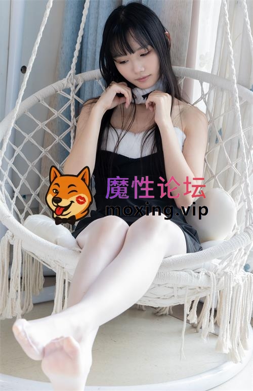 袜啵啵-甜甜圈-包臀裙高跟鞋、油亮薄白丝裸足[172P-1V-2G百度网盘] [-]