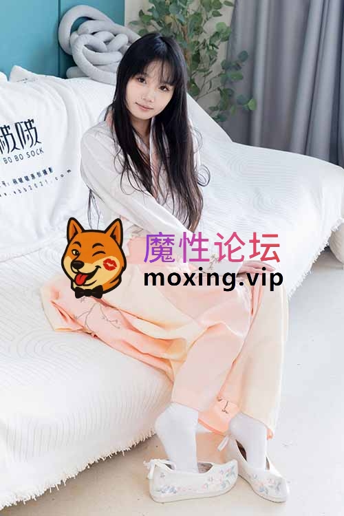 袜啵啵-甜甜圈-汉服白棉袜、裸足[168P-1V-1.6G百度网盘] [-]