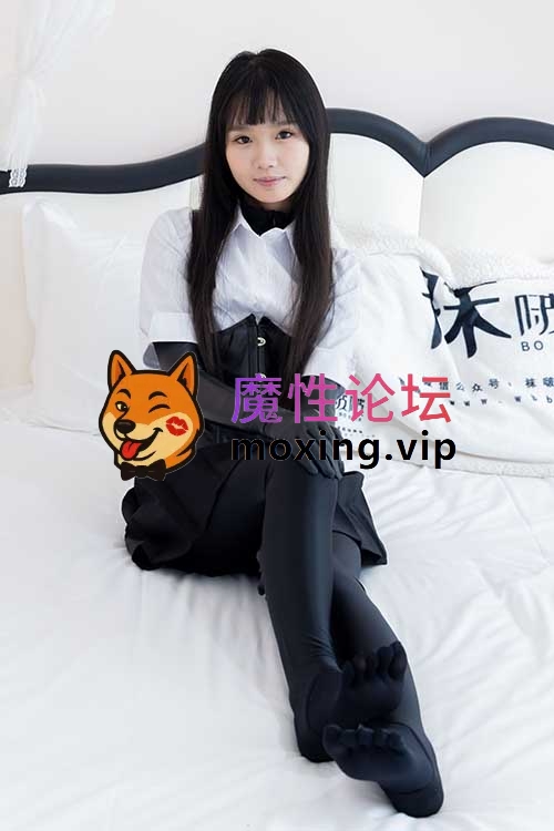 袜啵啵-甜甜圈-高跟长靴皮裤、厚黑丝五指袜[144P1V-1.25G百度网盘] [-]