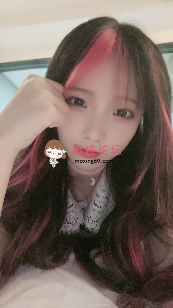 ❣️推荐❣️3套《一团墨染w》福利姬中极品，神仙颜值，幼态萝莉，大胆掰白虎穴，双跳蛋自慰261P 2V 347MB 夸克 [-]