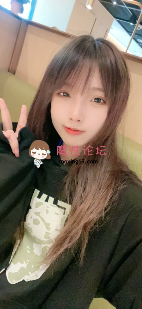 ❣️推荐❣️3套《一团墨染w》福利姬中极品，神仙颜值，幼态萝莉，大胆掰白虎穴，双跳蛋自慰261P 2V 347MB 夸克 [-]