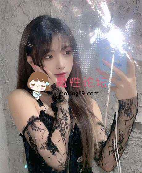 3套《一团墨染w》福利姬中极品，神仙颜值，幼态萝莉，大胆掰白虎穴，双跳蛋自慰 [2V ] [BT] [-]