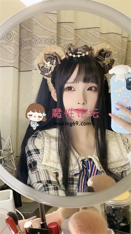 ❣️推荐❣️3套《一团墨染w》福利姬中极品，神仙颜值，幼态萝莉，大胆掰白虎穴，双跳蛋自慰261P 2V 347MB 夸克 [-]