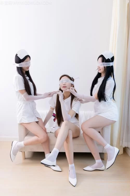 物恋传媒-茯苓&泡泡&橙子-平底鞋短白丝护士服 [1v-1.3GB]