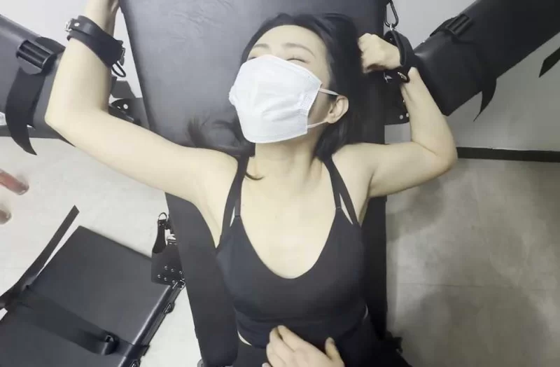 大王-编号411 多人tk小芙 [1v-3g]