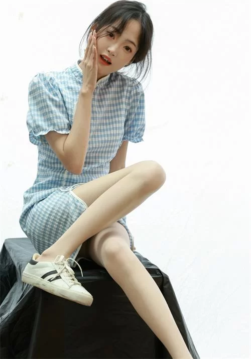 IMZSOCK爱美足-梓馨-旗袍肉丝美脚[111P1V-1.2G百度网盘] [111p1v-1.2GB]