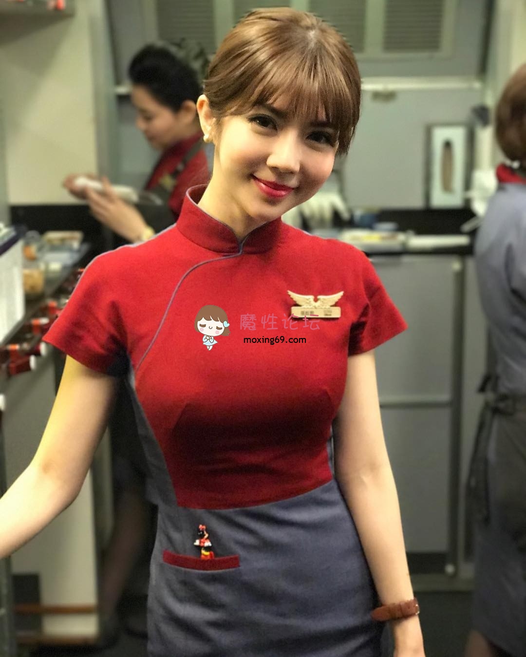 长相甜美的“华航空姐Qbee张比比私拍视讯流出[1V615M][BT] [-]